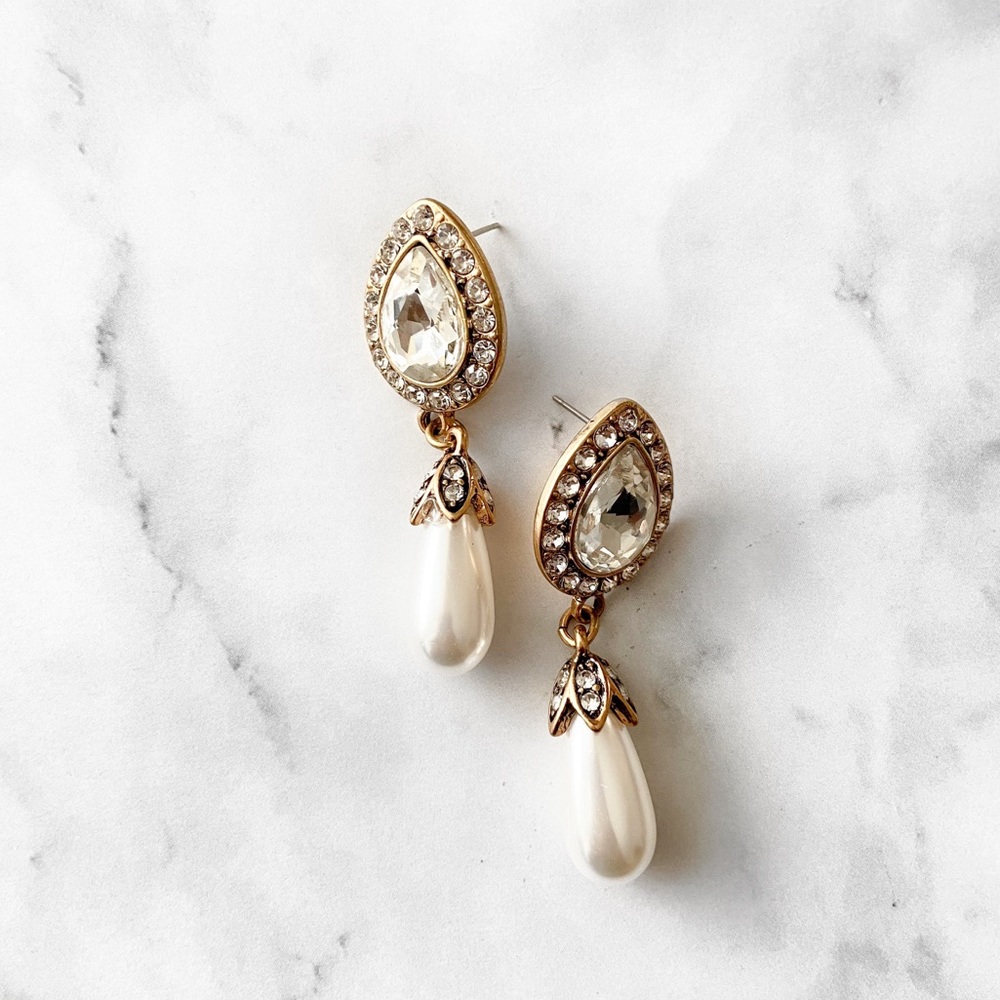 Vintage Pearl Drop Earrings